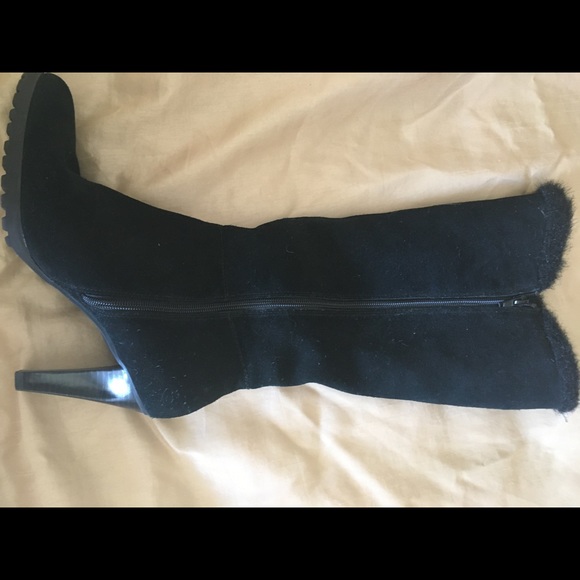 ✨✨St. John’s Bay Leather Upper Boots - Picture 5 of 9